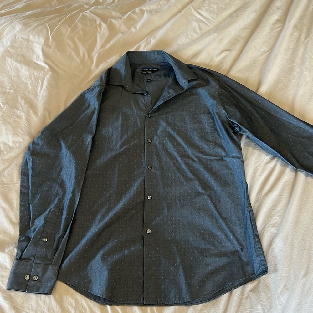 Geoffrey Beene dress shirt. Size 34/35 16